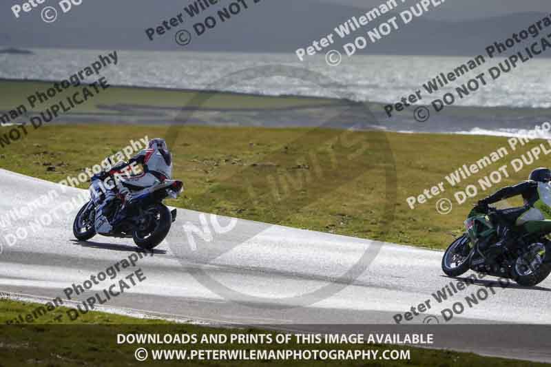 anglesey no limits trackday;anglesey photographs;anglesey trackday photographs;enduro digital images;event digital images;eventdigitalimages;no limits trackdays;peter wileman photography;racing digital images;trac mon;trackday digital images;trackday photos;ty croes